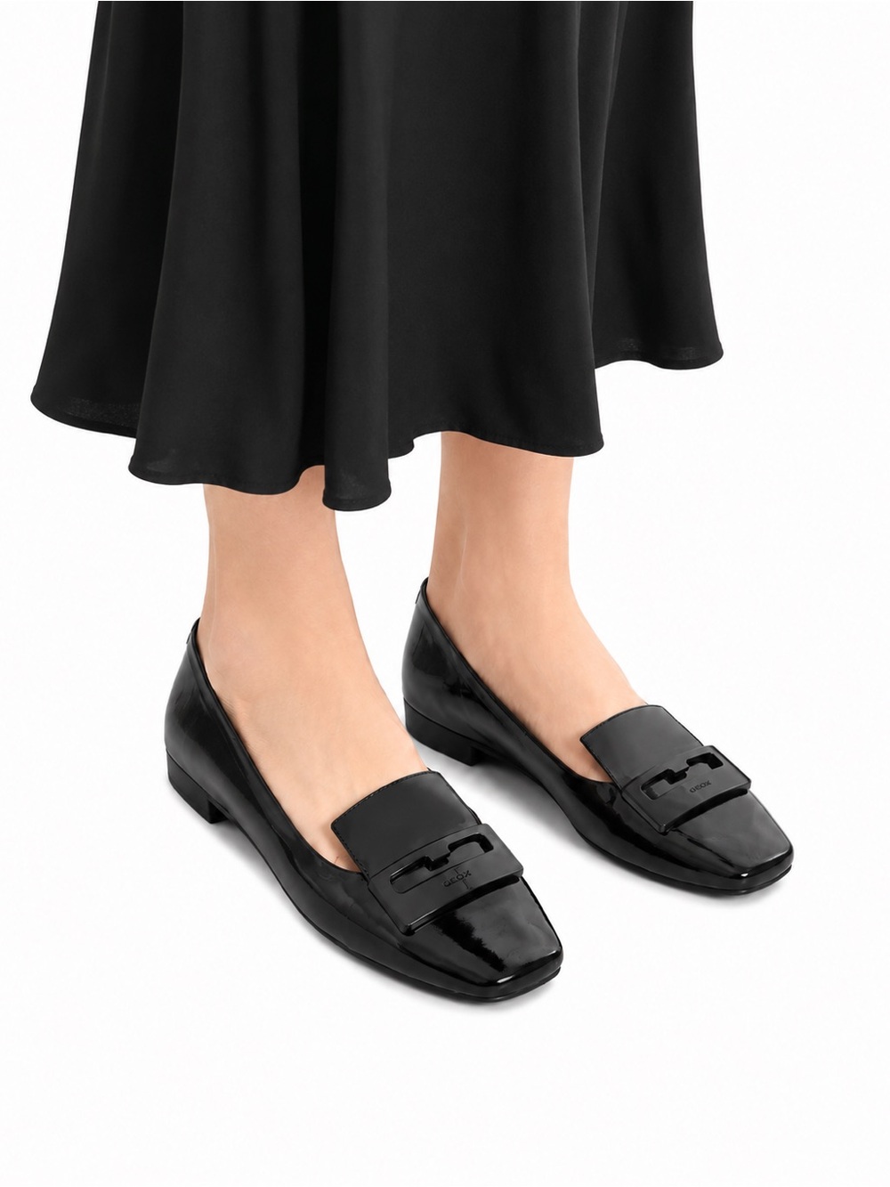 Size 8.5 (EU 38.5) Geox D Vivyanne Bal A Black Patent Leather Square Toe Loafers